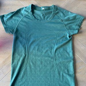 Lululemon Swiftly Tech Short Sleeve